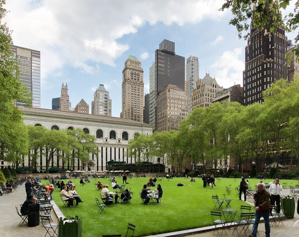 Is Bryant Park worth visiting